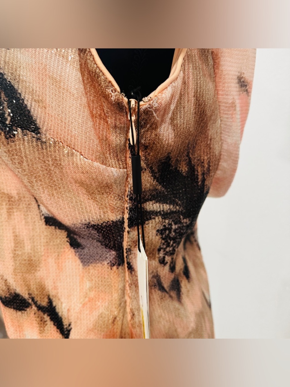 Calvin Klein - Elegant Peach Floral Sequined Dress - Picture 3 of 6